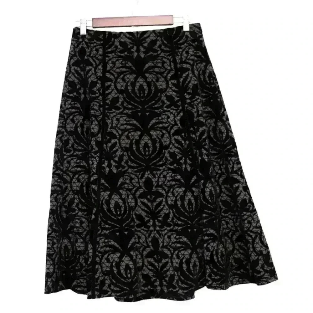 High Waisted A-Line Swing Midi Skirt Size 4 Burnout Velvet Dark Romantic Gothic